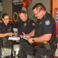 The cactus park police precinct is staffed by phoenix police department employees which is located at 12220 north 39th avenue. Http Www Phxblockwatch Org Files Newsletters 900 Newsletter Pdf
