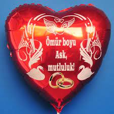 Verleihen sie ihren glückwünschen eine individuelle note, dann bleiben sie auch nach der hochzeitsfeier in guter erinnerung und werden später gern. Roter Herzluftballon Zur Hochzeit Hochzeitsringe Omur Boyu Ask Mutluluk Folienballon Inklusive Helium
