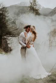 30 Best Ideas For Outdoor Wedding Photos With Images Outdoor Wedding Photos Wedding Photos Wedding Inspiration