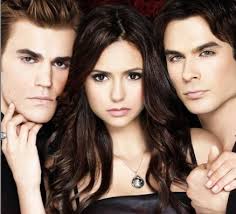 Collier Elena Gilbert Vampire Diaries Collier Vampire Diaries