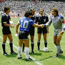 Es war die symbolische rache an den engländern. Hand Gottes Peter Shilton Und Diego Maradona Bleiben Verfeindet