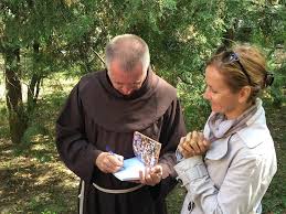 Böjte csaba előadása zárta a xi. Tenyleg Jobb Veluk A Vilag Kepmas Magazin