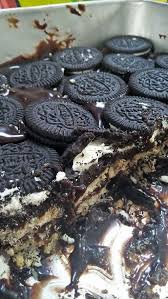 Kemudian, hampa tuang adunan tersebut ke atas kek batik hat dah siap tadi. Resepi Kek Batik Oreo Lazat Lumer Dalam Mulut Resepi My
