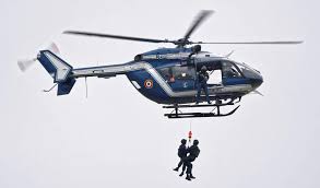 Usage inattendu d'un hélicoptère.fallait y penser! Dataero Quels Sont Les Helicopteres De La Gendarmerie