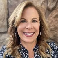 Janet Hendrickson's Instagram, Twitter & Facebook