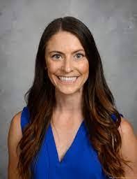 Shelley Donohue's Instagram, Twitter & Facebook