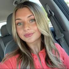 Grace Lawrence (gracielawrence)