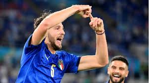 Auch in kempten feierten die fans der squaddra azzura. Em 2021 Italien Dank Matchwinner Manuel Locatelli Im Viertelfinale Stern De