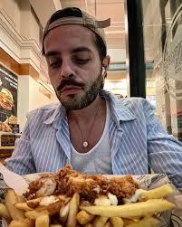 Omar Limon's Instagram, Twitter & Facebook