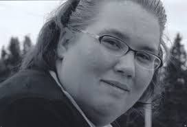 Tara Amos's Instagram, Twitter & Facebook