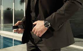 Les modèles féminins sont généralement moins larges, ayant des cadrans de 20mm. Bien Choisir Sa Montre De Luxe