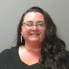 Amber Collinson's Instagram, Twitter & Facebook