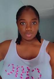 Bragging about a man paying your bills is actually embarrassing sis 🤡