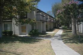 Raging waters los angeles is california's best and largest waterpark! 225 S San Dimas Canyon Rd San Dimas Ca 91773 Apartments San Dimas Ca Apartments Com