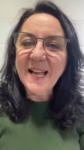 A 17ª Feira do Livro de Capão da Canoa acontece a partir desta  quinta-feira, 23 de outubro, e segue até domingo, dia 26. Eu sou Denise  Kern, escritora e educadora financeira. Com muita alegria, ...