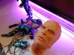 This is robo art, in it's artiest manner...