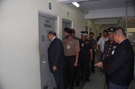 Sungai buloh, or sungei buloh, is a town, a mukim (commune) and a parliamentary constituency in the northern part of petaling region, selangor, malaysia. Kali Kedua Di Penjara Sungai Buloh Mycerita Here