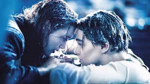 10 contre 1 que le dernier objet que l'on devra trouver sera une paire de jumelle pour repérer les icebergs. Titanic Bonne Nouvelle Le Film Culte Repasse Sur Tf1 Decouvrez La Date