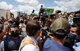 Os ataques foram feitos por apoiadores do candidato à presidência da república jair bolsonaro (psl), e à folha, emmanuel colombié, diretor do escritório da repórteres sem fronteiras (rsf) na américa latina, afirmou que os ataques do candidato jair bolsonaro e de seus apoiadores contra. Bolsonaro Chama Jornalista De Idiota Por Pergunta Sobre Cpf Cancelado