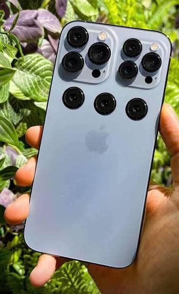 It's 2028, and iPhone 20 is out...😉😁😅