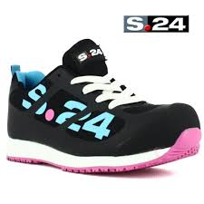 La basket de sécurité est surtout utilisée en intérieur pour la réalisation de travaux de peinture manelli vous propose des modèles innovants, légers et pas chers, pour homme et femme, ils sont très proches en termes de design et de finition. Basket De Securite Femme Legere Et Confortable Pas Cher Lisashoes