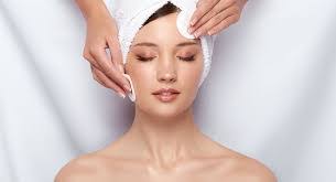 Shelly Doyle's Instagram, Twitter & Facebook