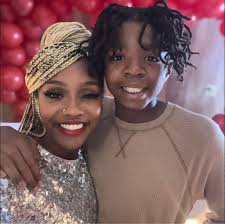 ELDORADO ARKANSAS📍 We pulling up today We need a location brick house 3pm  Order at the food truck window ‼️Do not call the restaurant phone‼️