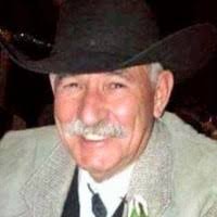 Larry Molder's Instagram, Twitter & Facebook