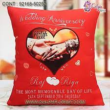 Not only it gives a royal touch as a table centrepiece but look enthralling for all the guests as well. Anniversary Gift For Couple Anniversary Gift For A Couple Kalpa Florist