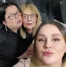 ALL THE BEST KATIE JONAS 👏👏👏 All the best to admin member Katie Jonas  who after near two years