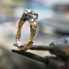 Here at gold standard, we strive to live up to our name by offering quality auto body services that will get your car back on the road in no time. Jewelry Repairs Bomi Jewelers