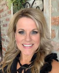 Recommendations for hair highlighting in Bentonville?