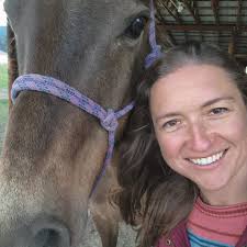 Are there any beginner ranch bronch clinics near Western Ky/Tn or Eastern  Mo? I want to learn, however I don't have any gear. I rodeo so I've got all  the regular stuff