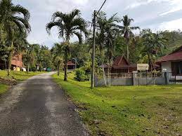 One such karst outcropping, hutan lipur gunung. Les Oiseux New Malaysia Birding Hutan Lipur Gunung Nuang