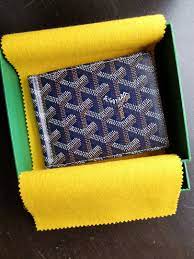 Brand new authentic goyard wallet bought in 2017 from ngee ann city boutique. Goyard St Thomas Bifold Wallet Women S Fashion Bags Wallets Wallets Card Holders On Carousell