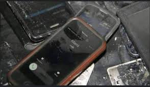Colectiv prezintă impactul jurnalismului investigativ. Photo Made Few Hours After The Colectiv Nightclub Fire In Bucharest Europe