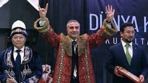 + yeni akit gazetesi yazarı abdurrahman dilipak, organize suç örgütü lideri sedat peker'in youtube hesabından yaptığı açıklamalara ilişkin olarak, turkish wikileaks' gibi oldu yorumunu yaptı. Sedat Peker In Itiraflari Ve Skandal Iddialar Bolum 2 Gazete Manifesto