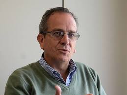 Acosta: "En ningún momento se va a reducir el déficit con esa ley"