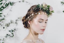 With glittering crystals and gilded wire, this headpiece looks absolutely gorgeous with a loose updo. Enchanting Ethereal Bridal Headpieces By Debbie Carlisle Secret Garden