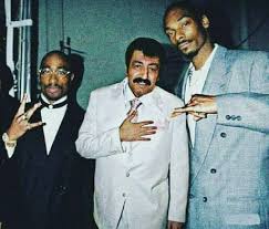 Müslüm gürses (pronounced mysˈlym ɟyɾˈses; Muslum Gurses Snoop Dogg And Tupac In 1996 9gag