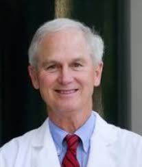 Alum Physician-Mentor a Shining Light for Davidson Students Considering  Medicine