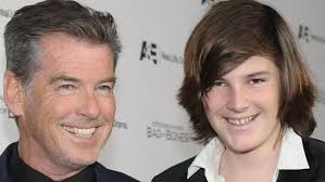 Pierce welcomed his son dylan with keely on january 13, 1997. Dylan Brosnan Model Son Of Pierce Brosnan Lands Burberry Campaign Photos