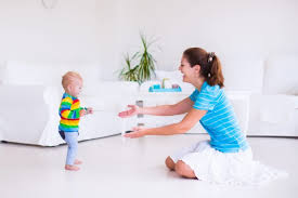 Can a baby walk at the same time as an adult? Baby S First Steps Familydoctor Org