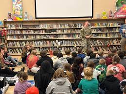🇺🇸In preparation for Veterans Day next week, our 3rd through 6th grade  students were treated to local veterans as guest speakers this afternoon.  🇺🇸Thank you to Lindsay Samson, Robbie Pond, and Logan