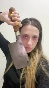 Amy Drumm (@amyjdrummartist)