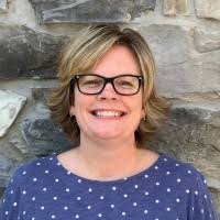 Lara Zerbe's Instagram, Twitter & Facebook