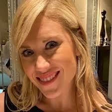 Rachael Bartlett's Instagram, Twitter & Facebook