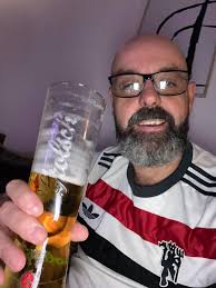 7 Pints in of Jupiler it's good stuff 🇾🇪🍺🤣