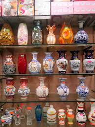 Onecoast is the largest and only national wholesale provider of gift, garden, home, and fragrance products to retailers throughout the united states. Buy Home Furnishings From Crawford Market I Lbb Mumbai
