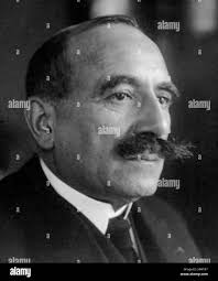 Magallon hi-res stock photography and images